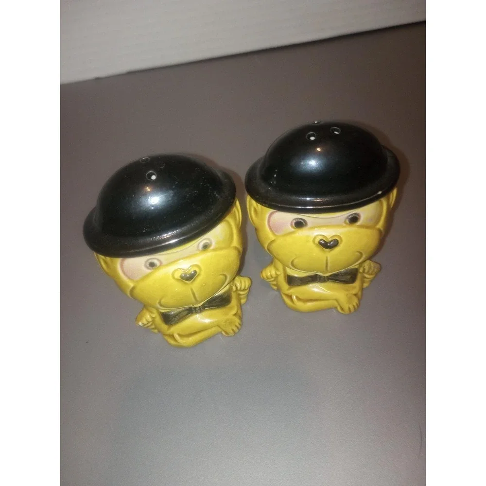 Vintage Ceramic Japan Monkey‎ Salt And Pepper Shakers